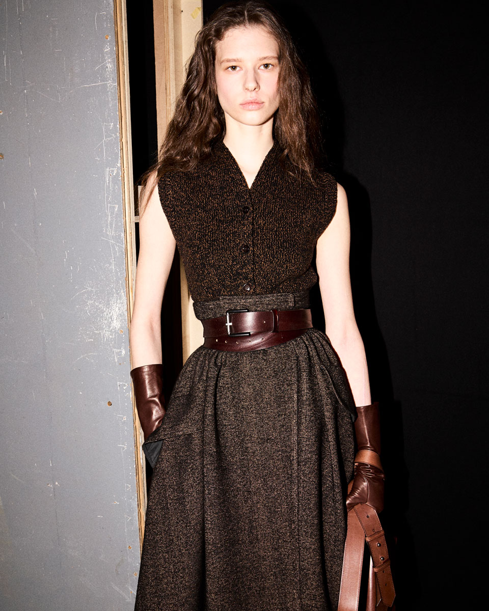 Backstage 002 Max Mara